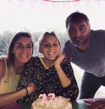 Maria Grandoli and Carlos Retegui with their daughter Micaela